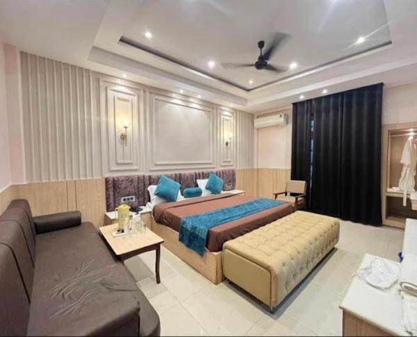 Hotel Shane Avadh , Ayodhya Buitenkant foto