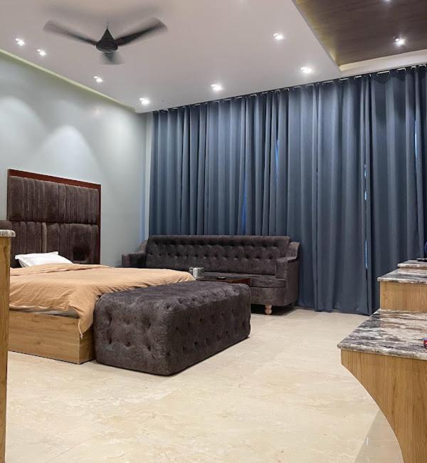 Hotel Shane Avadh , Ayodhya Buitenkant foto